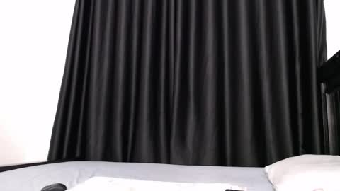 Snapshot of freaky_bunnies chatting on 03-16-26, 09:02 freaky_bunnies online show from 03-16-26, 09:02