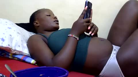 freaky_dolly online show from 01-20-25, 09:56