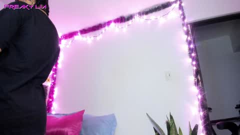 Lia Gomez online show from 12-10-24, 12:28