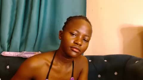 Snapshot of freaky_shamzzy chatting on 09-14-25, 08:19 shamika online show from 09-14-25, 08:19