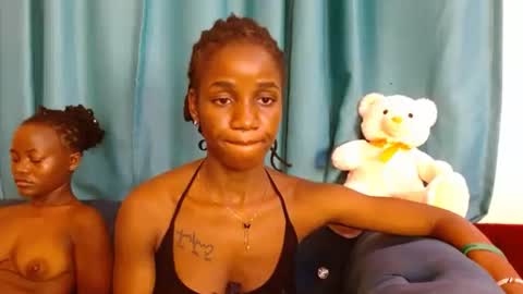 Snapshot of freaky_shamzzy chatting on 09-17-25, 08:21 shamika online show from 09-17-25, 08:21