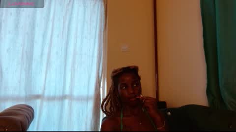 Snapshot of freaky_shamzzy chatting on 10-14-25, 04:46 shamika online show from 10-14-25, 04:46