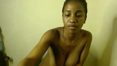 Snapshot of freaky_shamzzy chatting on 02-21-26, 02:12 shamika online show from 02-21-26, 02:12