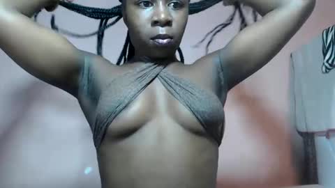 Snapshot of freakyebony1 chatting on 06-02-26, 07:10 Frecky online show from 06-02-26, 07:10
