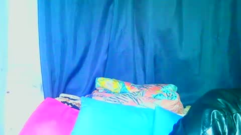 Snapshot of freakynaughtyxx chatting on 07-27-26, 01:18 freakynaughtyxx online show from 07-27-26, 01:18