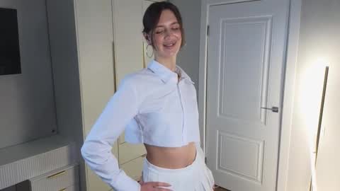 Jennifer online show from 12-18-25, 11:27