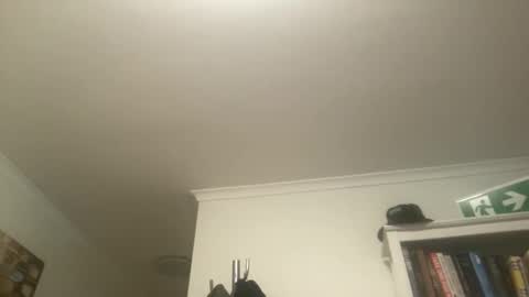 Snapshot of freddy3399 chatting on 12-18-25, 08:42 freddy3399 online show from 12-18-25, 08:42