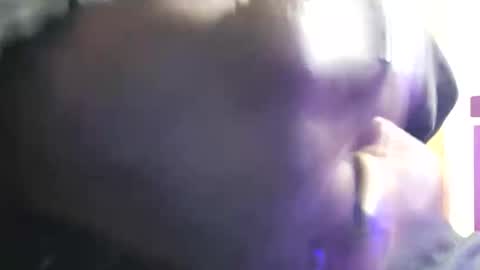 Snapshot of freddyalready chatting on 01-23-25, 02:17 freddyalready online show from 01-23-25, 02:17