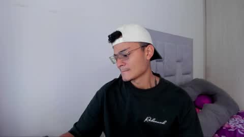 Frederic Sloan online show from 02-24-26, 08:51