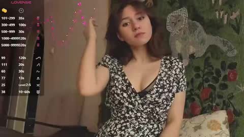 Mia online show from 04-22-26, 08:28