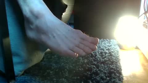 Snapshot of fredthetom12 chatting on 12-03-24, 05:01 Greedy Fred online show from 12-03-24, 05:01
