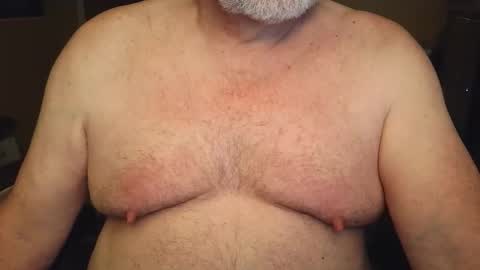 Snapshot of free_amos chatting on 06-10-26, 06:12 free_amos online show from 06-10-26, 06:12