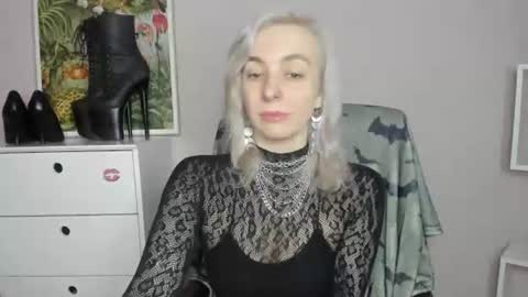 Anne online show from 06-15-26, 06:26