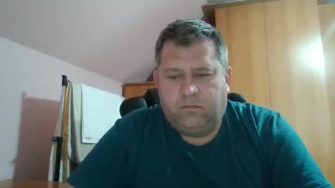 Snapshot of freeboy80180 chatting on 01-07-25, 01:35 freeboy80180 online show from 01-07-25, 01:35