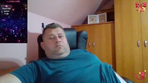 Snapshot of freeboy80180 chatting on 03-01-25, 06:43 freeboy80180 online show from 03-01-25, 06:43