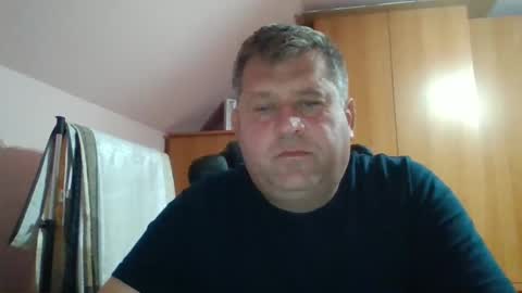 Snapshot of freeboy80180 chatting on 10-17-25, 05:26 freeboy80180 online show from 10-17-25, 05:26