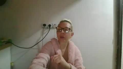 Snapshot of freediana chatting on 02-18-26, 01:56 Diana online show from 02-18-26, 01:56
