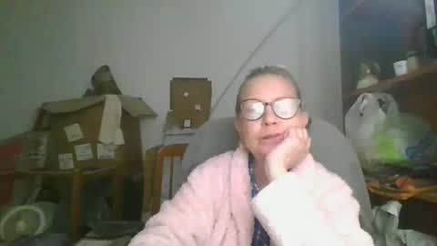 Snapshot of freediana chatting on 03-21-26, 05:12 Diana online show from 03-21-26, 05:12