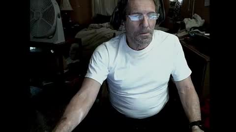 freedom of sexx online show from 11-28-25, 03:36