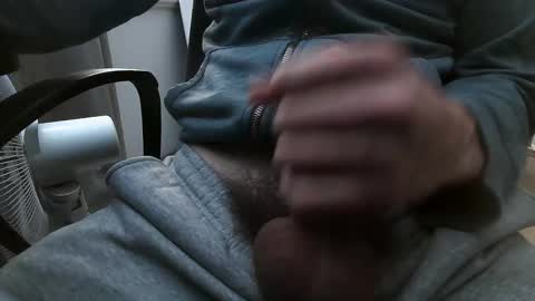 Snapshot of freefun41 chatting on 11-19-25, 10:32 Jason online show from 11-19-25, 10:32