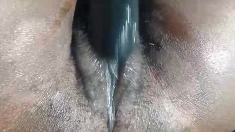 Snapshot of freelady1011 chatting on 12-19-25, 11:12 babyyo online show from 12-19-25, 11:12