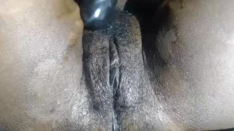 Snapshot of freelady1011 chatting on 12-21-25, 12:40 babyyo online show from 12-21-25, 12:40