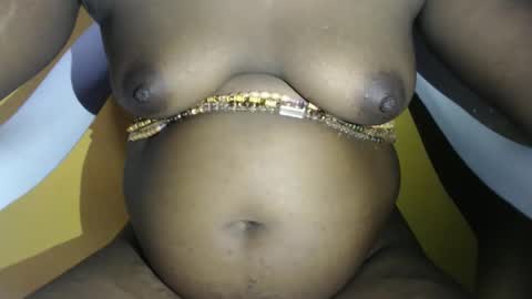 Snapshot of freelady1011 chatting on 02-21-26, 05:36 babyyo online show from 02-21-26, 05:36