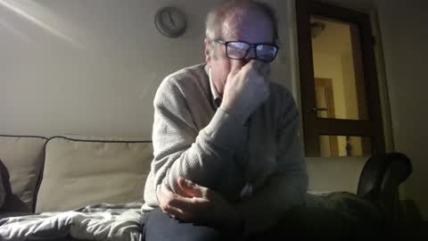 Snapshot of freespirt59 chatting on 12-04-24, 03:54 freespirt59 online show from 12-04-24, 03:54