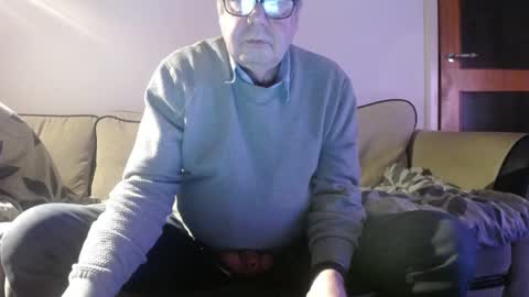 Snapshot of freespirt59 chatting on 01-10-25, 04:41 freespirt59 online show from 01-10-25, 04:41