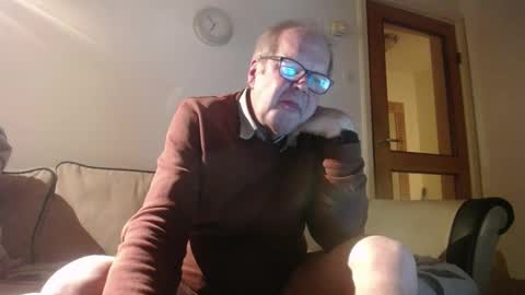 Snapshot of freespirt59 chatting on 03-12-25, 05:49 freespirt59 online show from 03-12-25, 05:49