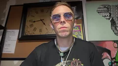 freeyourmind247 online show from 11-12-25, 11:43