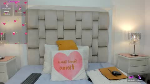 Frehia   online show from 10-07-25, 11:40