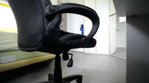 Walter Fischer online show from 09-12-25, 12:05