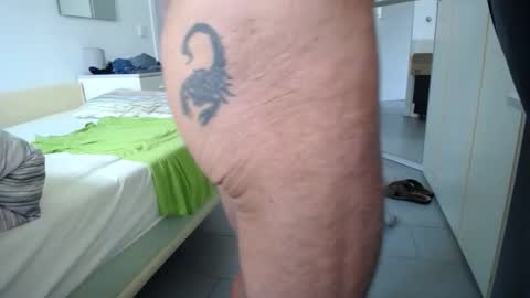 Walter Fischer online show from 09-16-25, 05:41