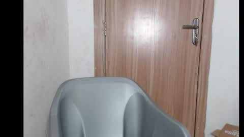 frekkymorelle online show from 10-18-25, 05:54