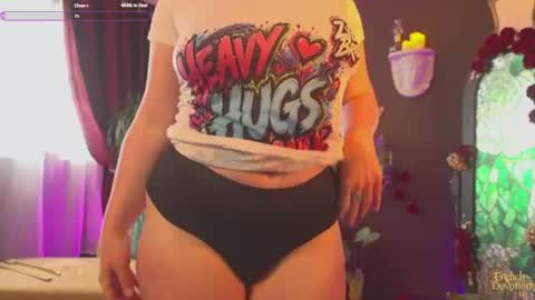 Snapshot of french_devotion chatting on 06-24-26, 08:46 Louise or Lou 3 online show from 06-24-26, 08:46
