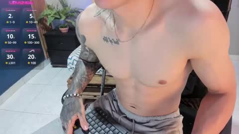 Xavier online show from 02-12-25, 08:07