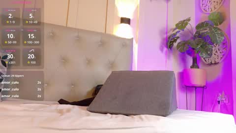 Xavier online show from 10-10-25, 08:08