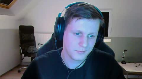 French fries online show from 03-10-25, 07:40