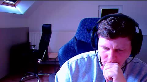 French fries online show from 10-05-25, 12:36