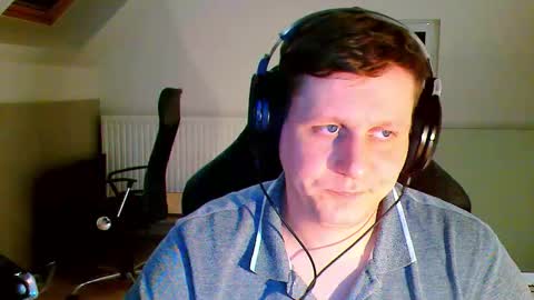 French fries online show from 10-17-25, 05:15