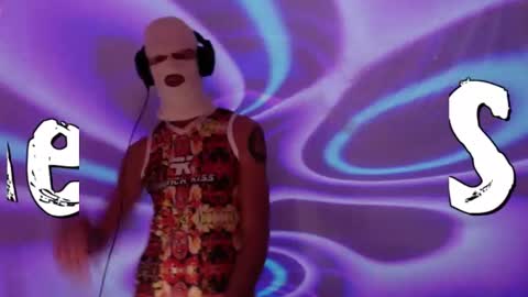 frenchkissdjfk online show from 11-13-25, 08:52