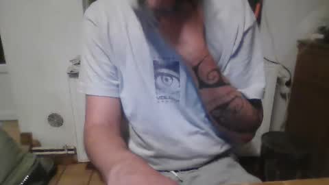 frenchpapalover online show from 04-23-26, 04:03