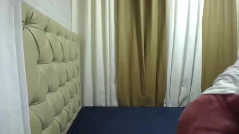 Snapshot of freshyklein chatting on 11-03-25, 07:42 Savanna online show from 11-03-25, 07:42