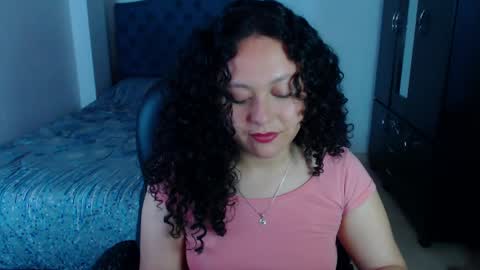 Louise  online show from 05-02-26, 01:27