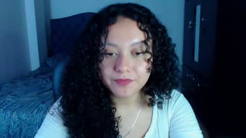 Louise  online show from 08-05-26, 03:09