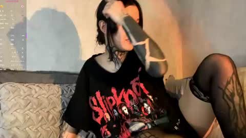 freyablow online show from 07-15-26, 04:12