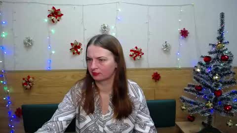 FreyaDak online show from 12-19-24, 06:01