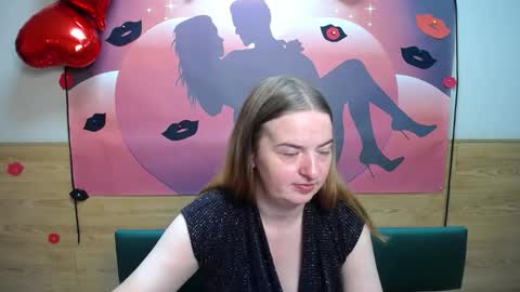 FreyaDak online show from 09-13-25, 05:07