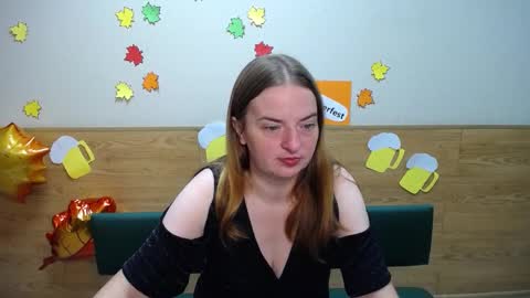 FreyaDak online show from 09-20-25, 05:08